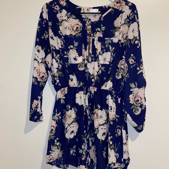 Floral shirt/dress - Picture 1 of 3